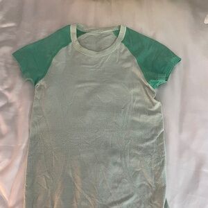 Lululemon swiftly tech green RARE size 4